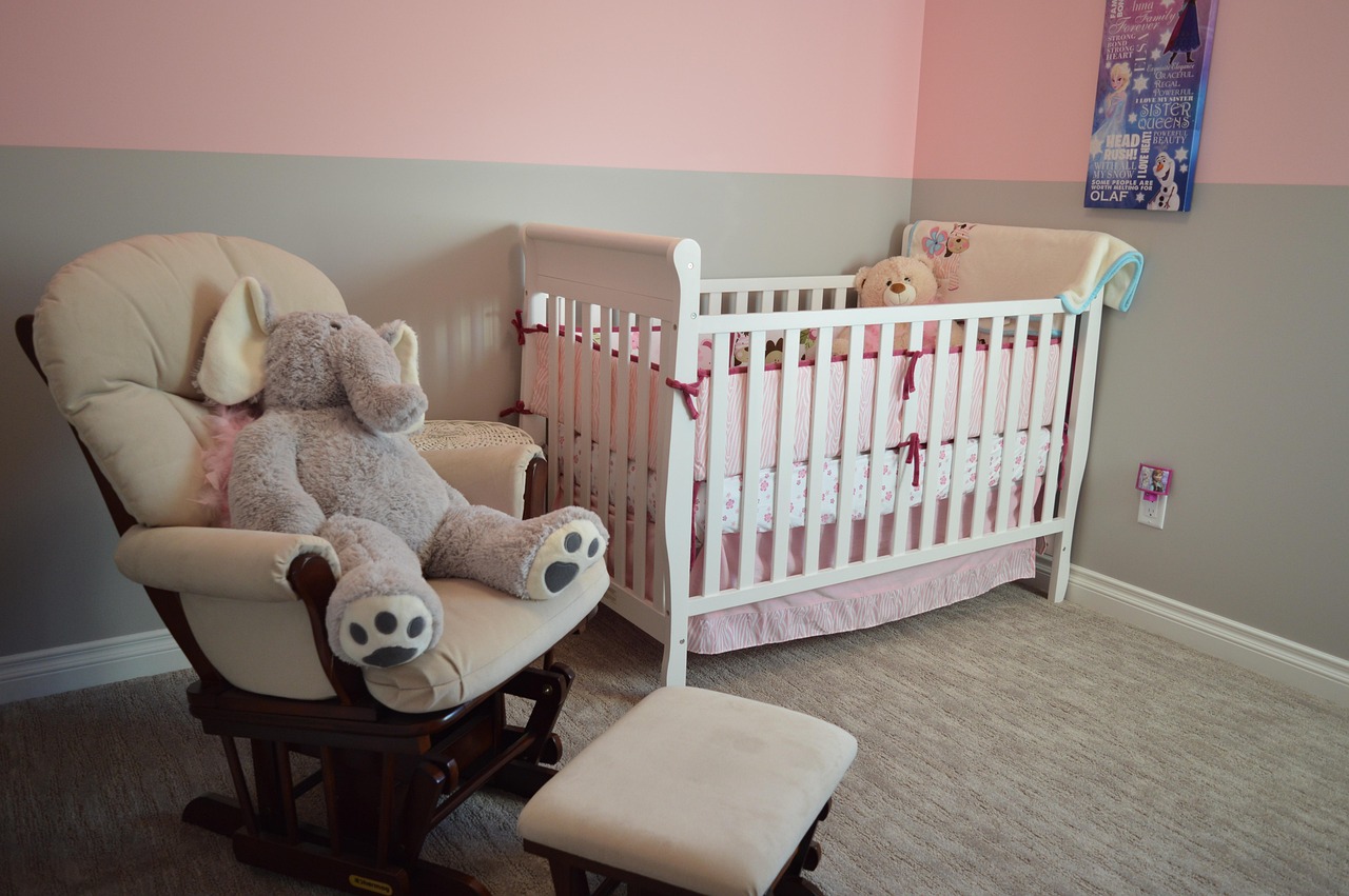 Pop-Up Travel Cot